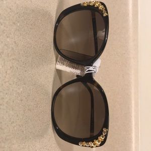 Woman’s Coach sunglasses